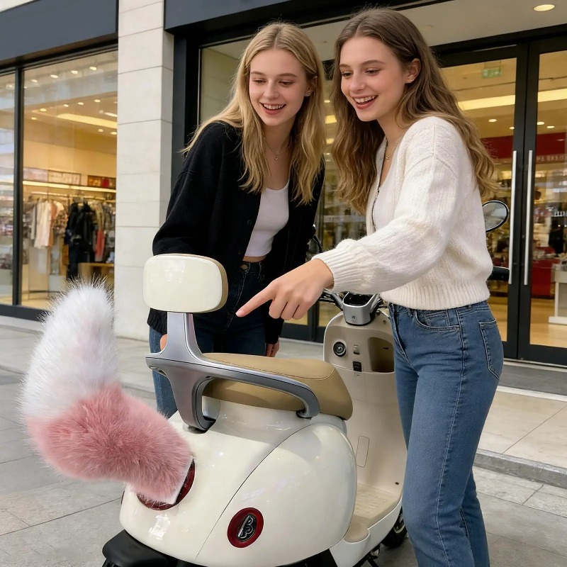 かわいい電動リモコン操作の動く狐の尻尾ぬいぐるみ装飾品、車、 - Universal Remote Control のレビューと価格