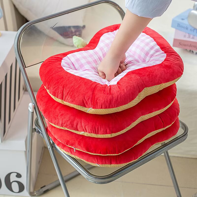 かわいいハローキティのリンゴ型ぬいぐるみクッション漫画椅子シ - Home Cinema Chairs のレビューと価格